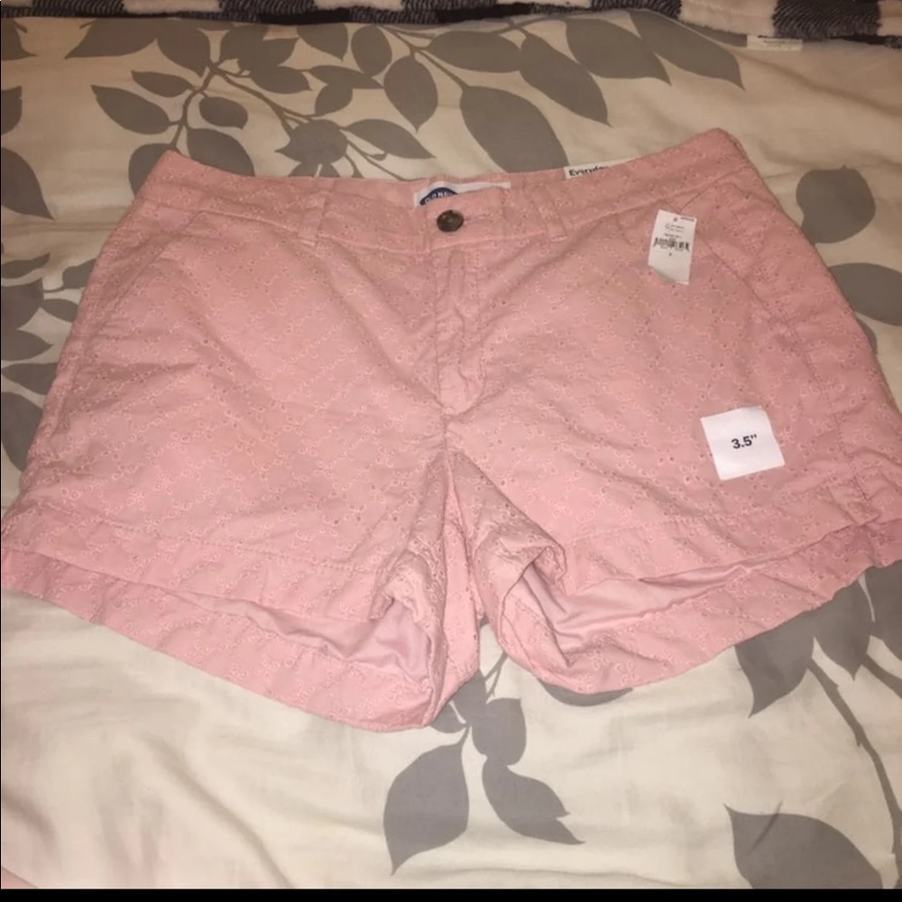 Old Navy Everyday Eyelet Mid-rise Pink Shorts Size 8